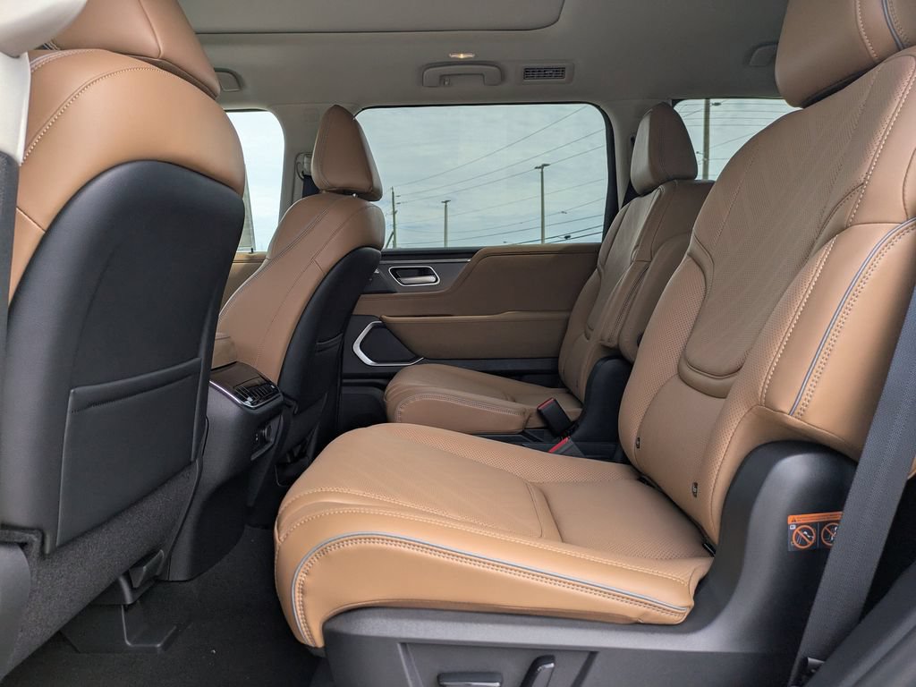 New 2026 INFINITI QX80 Luxe w/ Cargo Package RWD image 15