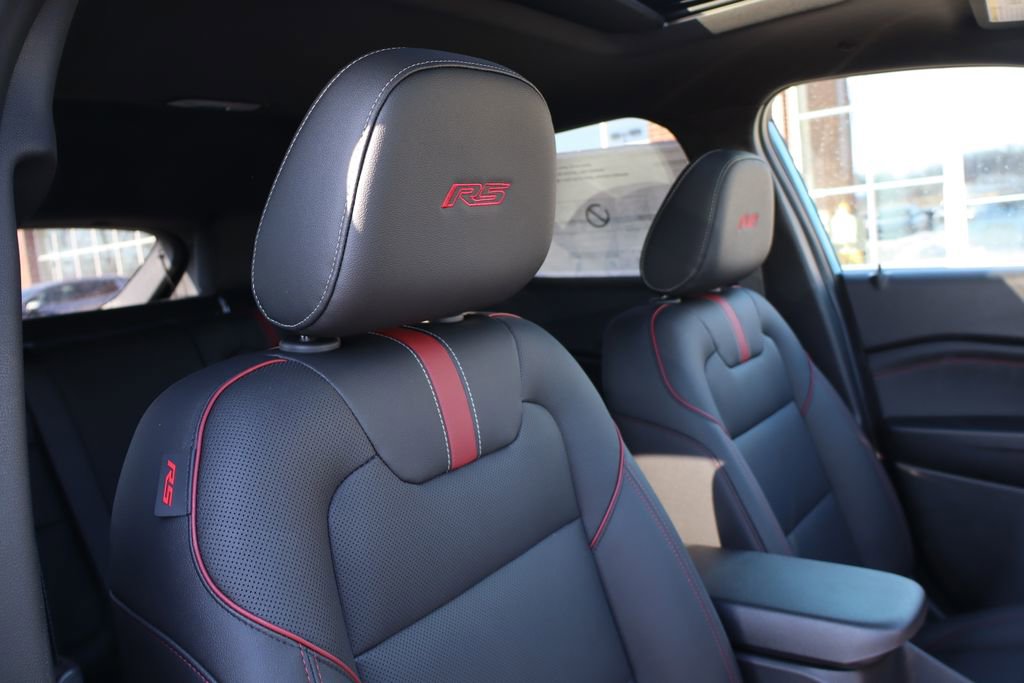 New 2026 Chevrolet Trax RS w/ Sunroof Package image 43