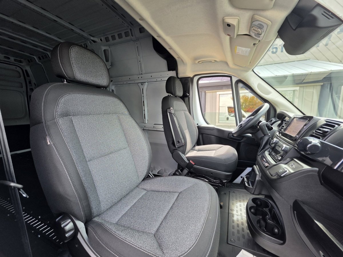 Used 2023 RAM ProMaster 3500 FWD image 14