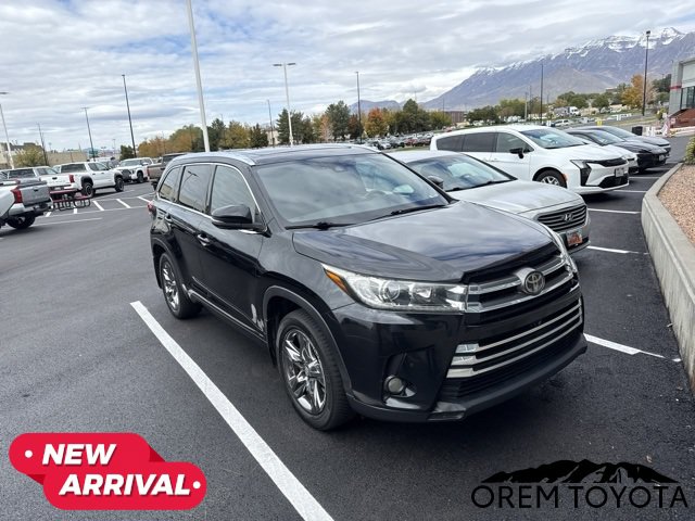 Used 2018 Toyota Highlander Limited Platinum AWD/4WD image 16