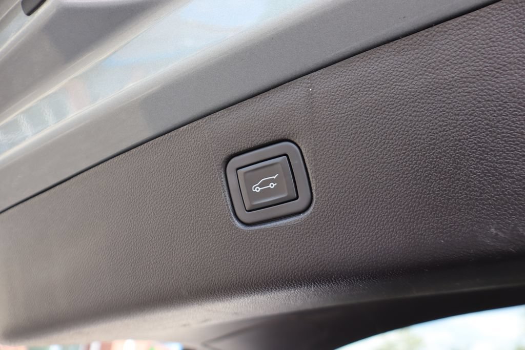 Used 2025 Chevrolet Blazer LT w/ Convenience Package AWD/4WD image 34