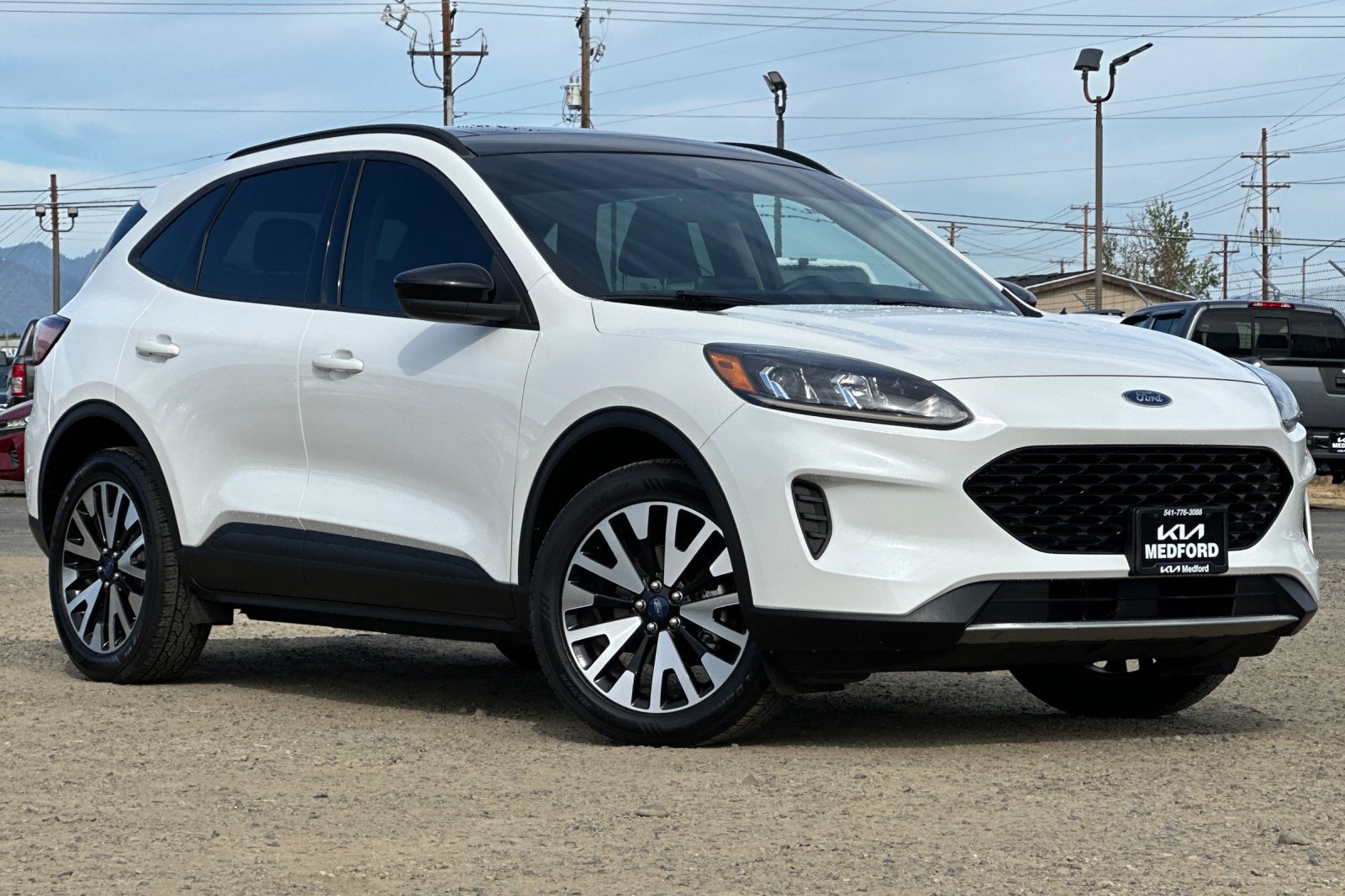 Used 2020 Ford Escape SE Sport AWD/4WD image 2