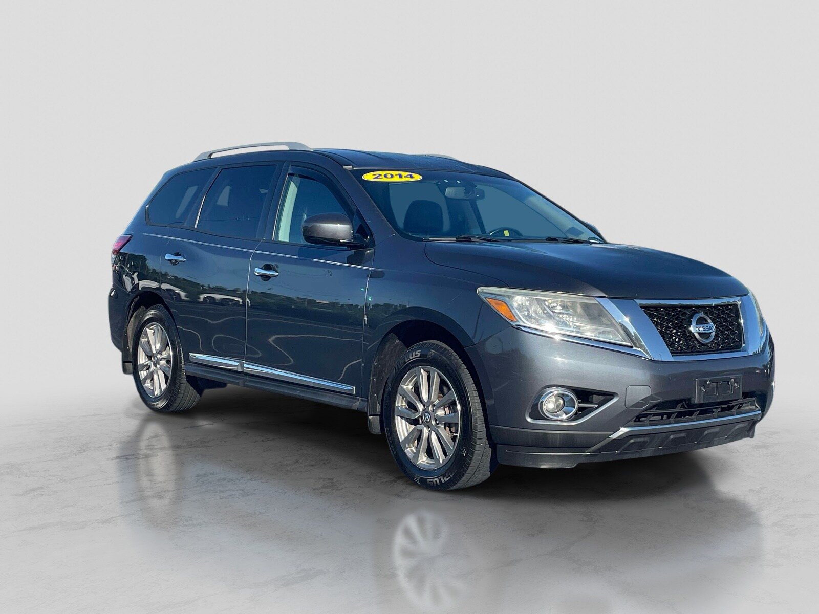 Used 2014 Nissan Pathfinder SL w/ Trailer Tow Package