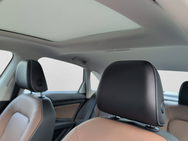 New 2027 Volkswagen Jetta SEL FWD image 12