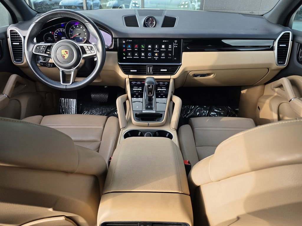 Used 2022 Porsche Cayenne image 17