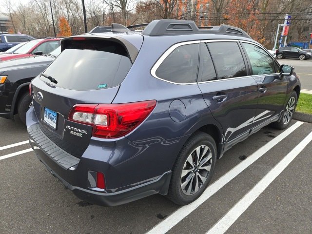 Used 2017 Subaru Outback 2.5i Limited image 7