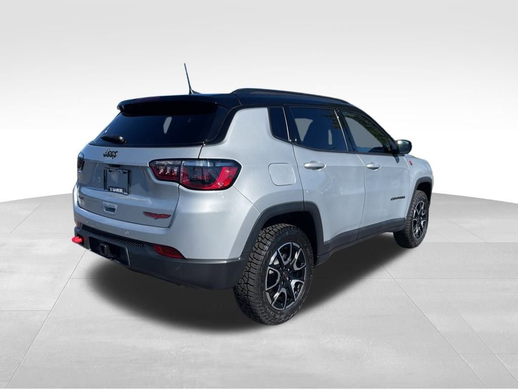 New 2026 Jeep Compass Trailhawk w/ Sun, Sound & Navigation Group image 5