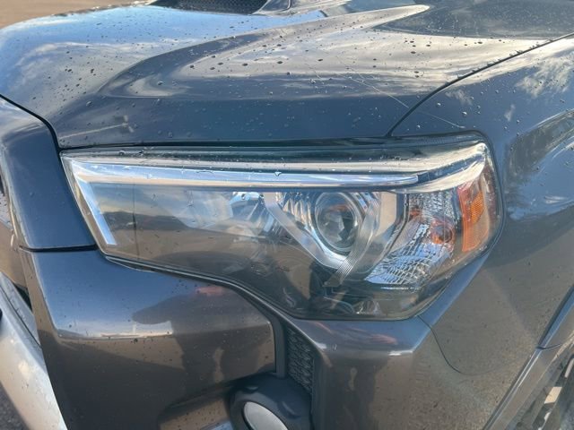 Used 2018 Toyota 4Runner TRD Off-Road Premium image 10