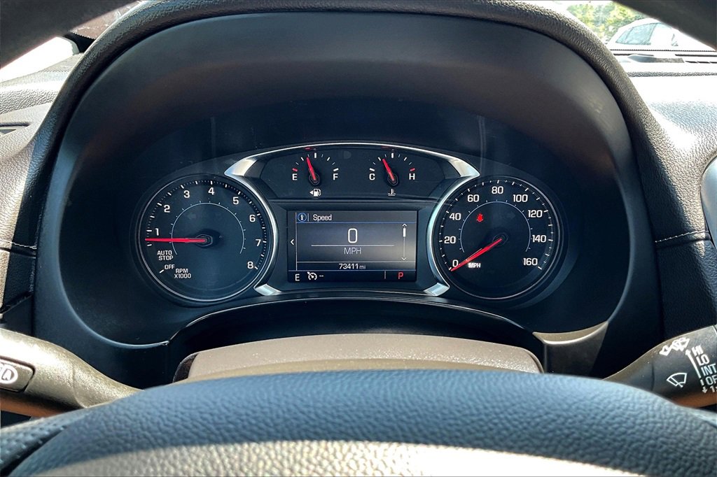 Used 2023 GMC Terrain SLE image 13