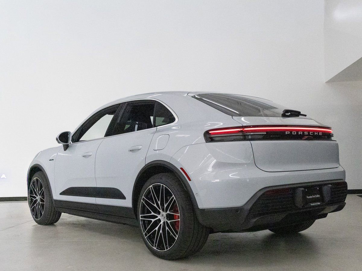 New 2025 Porsche Macan 4S Electric image 3