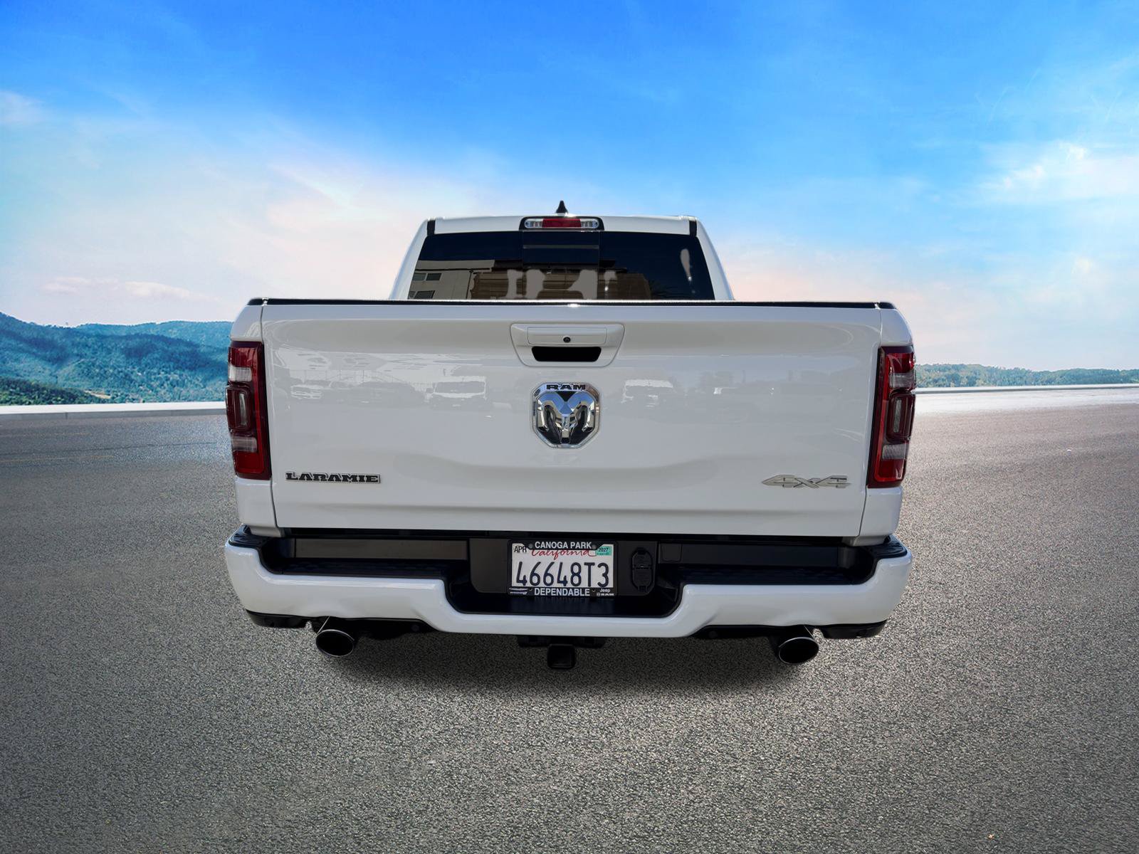 Certified 2022 RAM 1500 Laramie w/ Sport Appearance Package AWD/4WD image 8