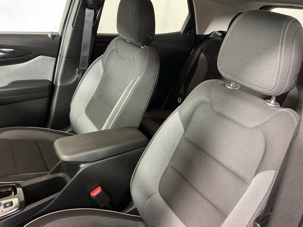 Used 2024 Chevrolet TrailBlazer LT w/ LT Cold Weather Package AWD/4WD image 10