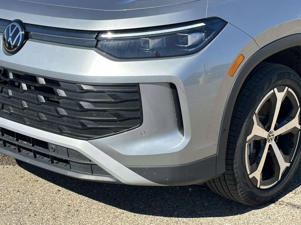 New 2026 Volkswagen Tiguan SE image 7