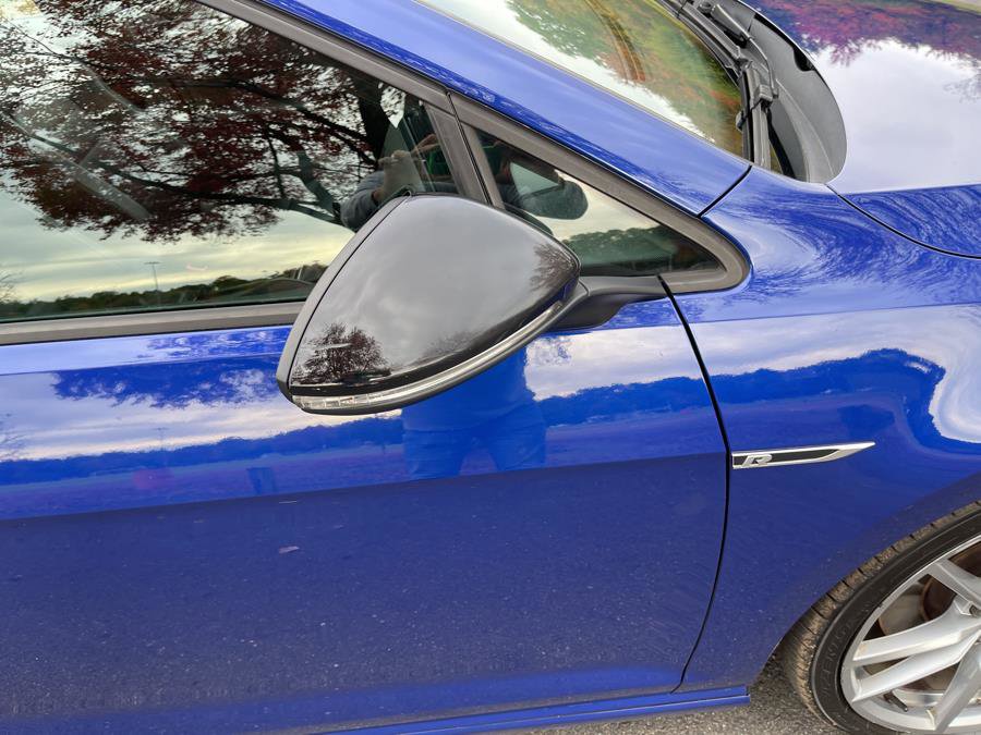 Used 2017 Volkswagen Golf 4-Door image 40