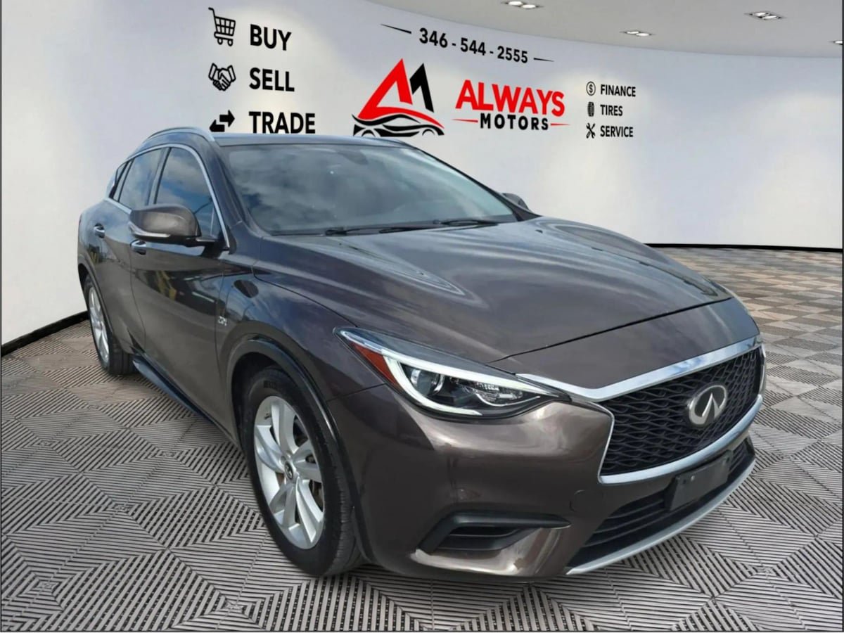 Used 2019 INFINITI QX30 FWD image 4