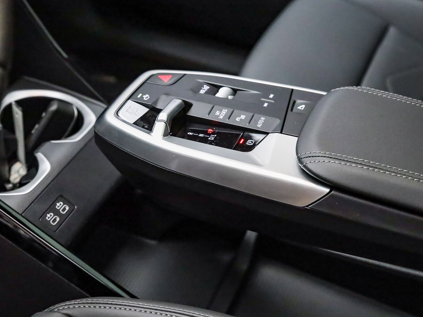 New 2026 BMW X2 xDrive28i w/ Convenience Package image 24