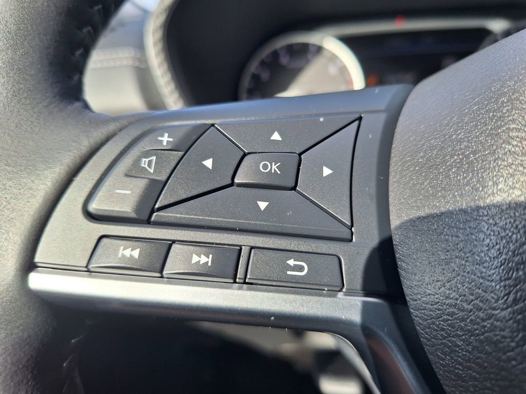 Used 2025 Nissan Sentra SV w/ All-Weather Package image 11