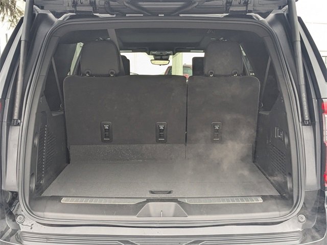 Used 2025 GMC Yukon XL Denali w/ Denali Reserve Package image 14