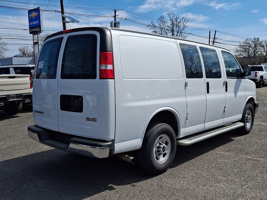 Used 2024 GMC Savana 2500 w/ Driver Convenience Package image 8