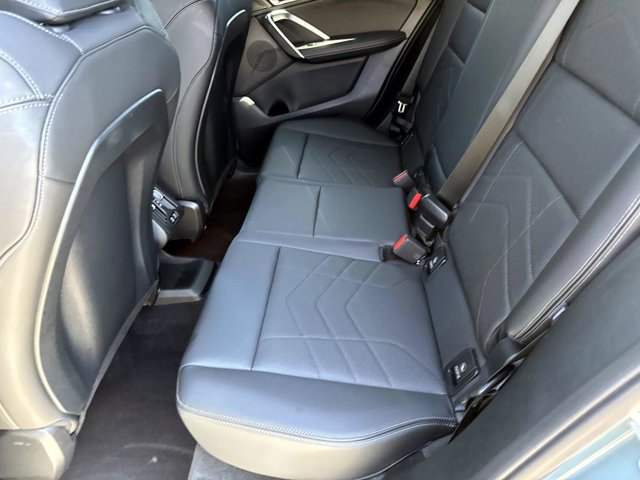 Used 2025 BMW X2 xDrive28i image 14