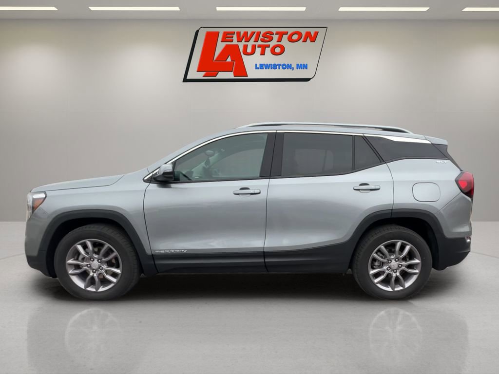 Certified 2024 GMC Terrain SLT w/ Infotainment Package II image 2