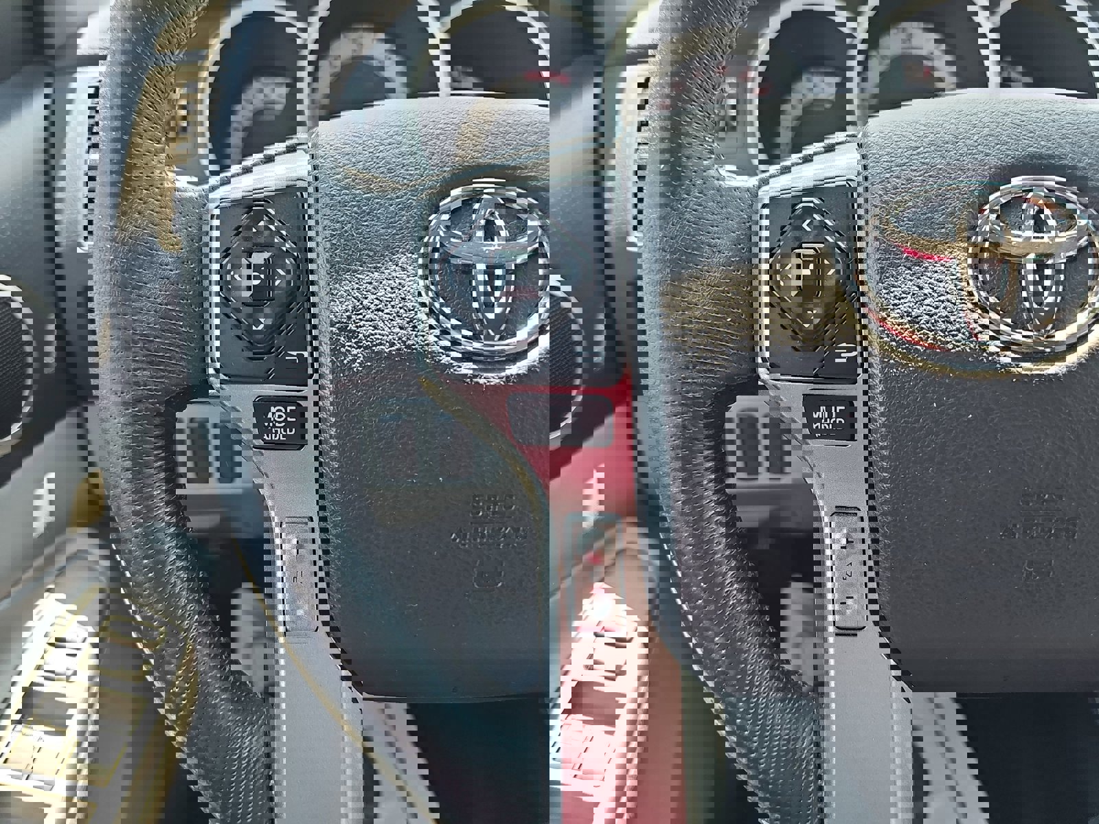 Used 2015 Toyota Tacoma PreRunner w/ TRD Sport Package RWD image 17