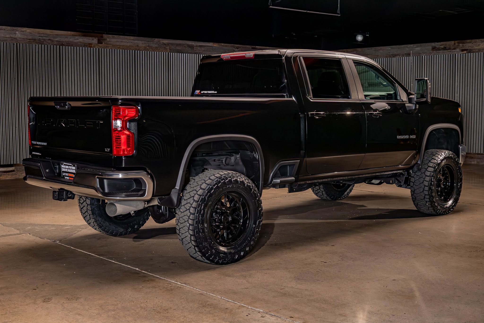 Used 2024 Chevrolet Silverado 2500 LT w/ Convenience Package AWD/4WD image 10