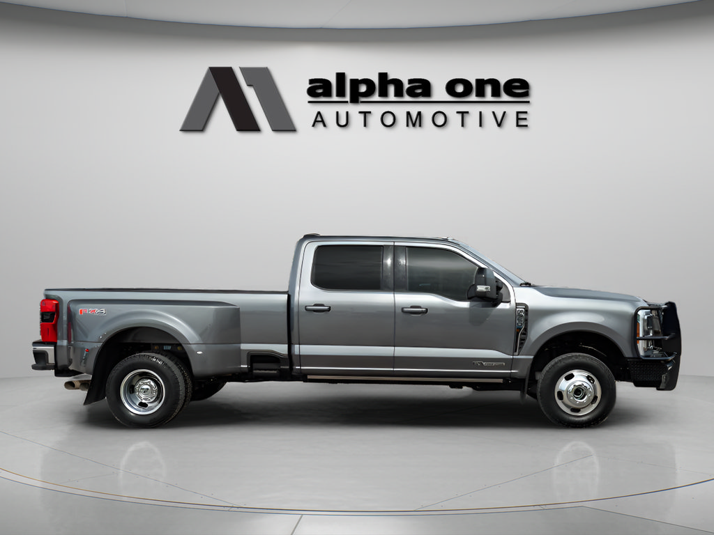 Used 2024 Ford F350 Lariat w/ Lariat Ultimate Package AWD/4WD image 6