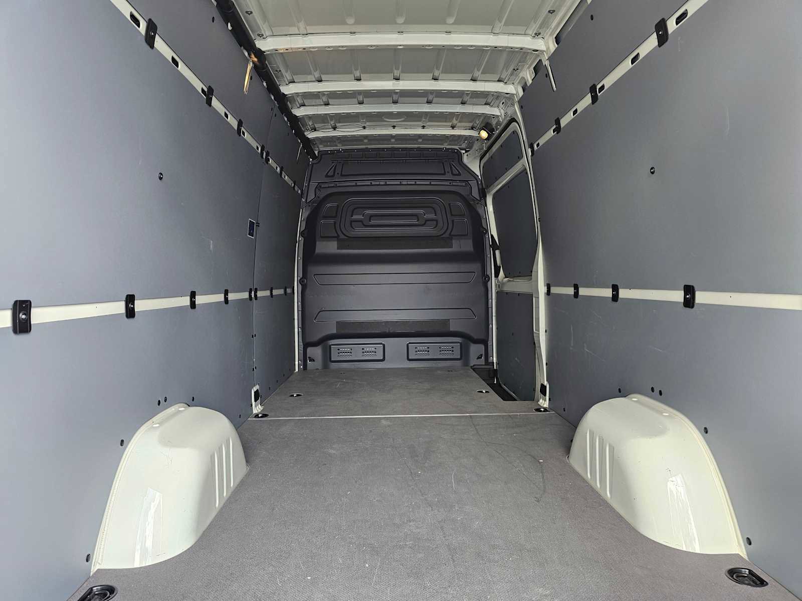 Used 2025 Mercedes-Benz Sprinter 2500 image 17