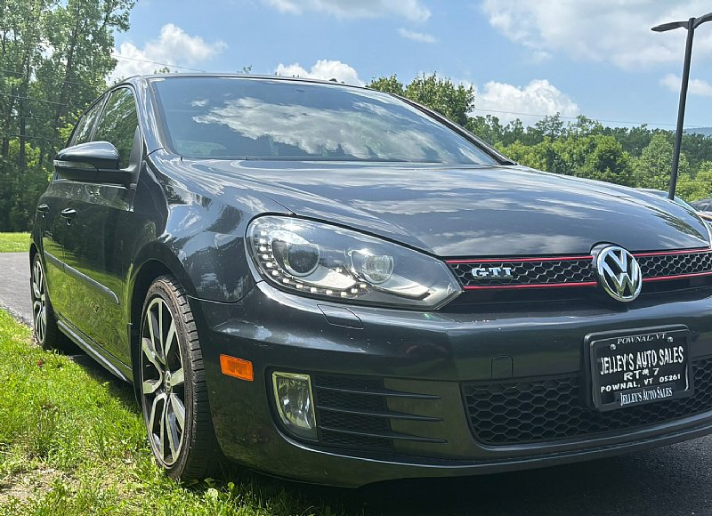 Used 2014 Volkswagen GTI Driver's Edition image 4