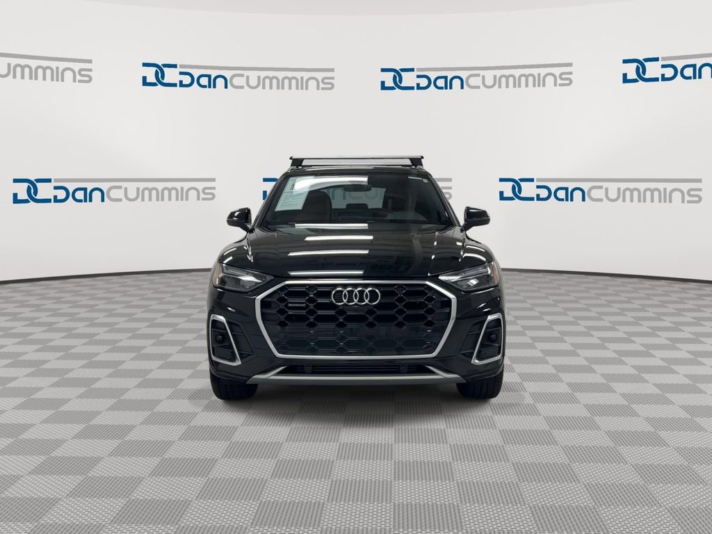 Used 2022 Audi Q5 2.0T Premium Plus w/ Premium Plus Package AWD/4WD image 3