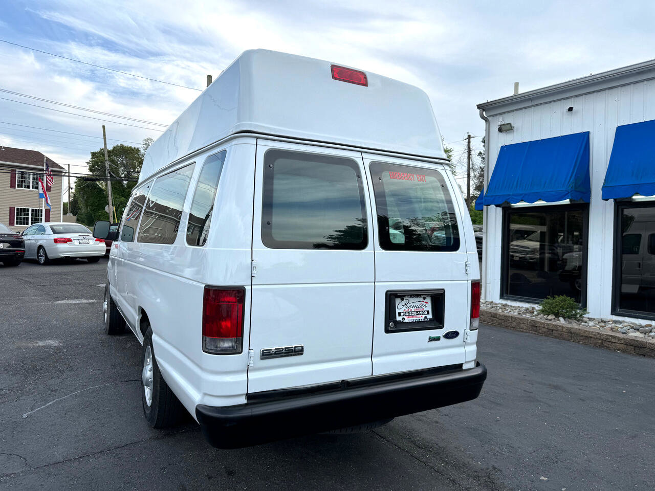 Used 2009 Ford E-250 and Econoline 250 Extended image 7