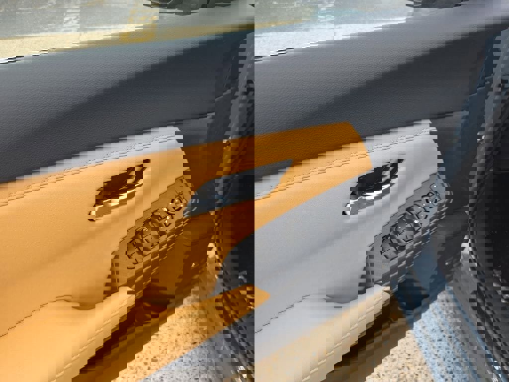 New 2025 Nissan Sentra SV w/ SV Premium Package image 16