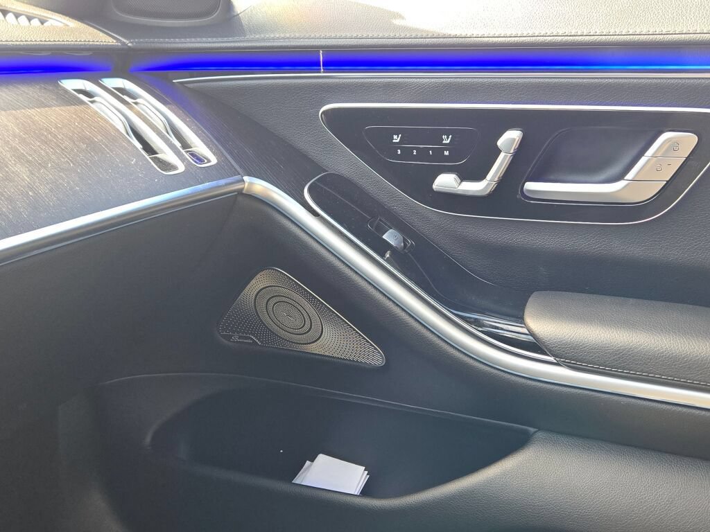 Used 2022 Mercedes-Benz S 500 4MATIC image 9