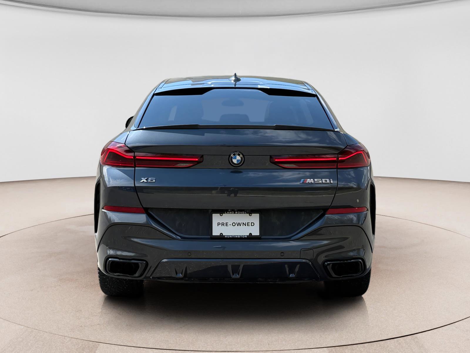 Used 2022 BMW X6 M50i w/ Executive Package AWD/4WD image 4