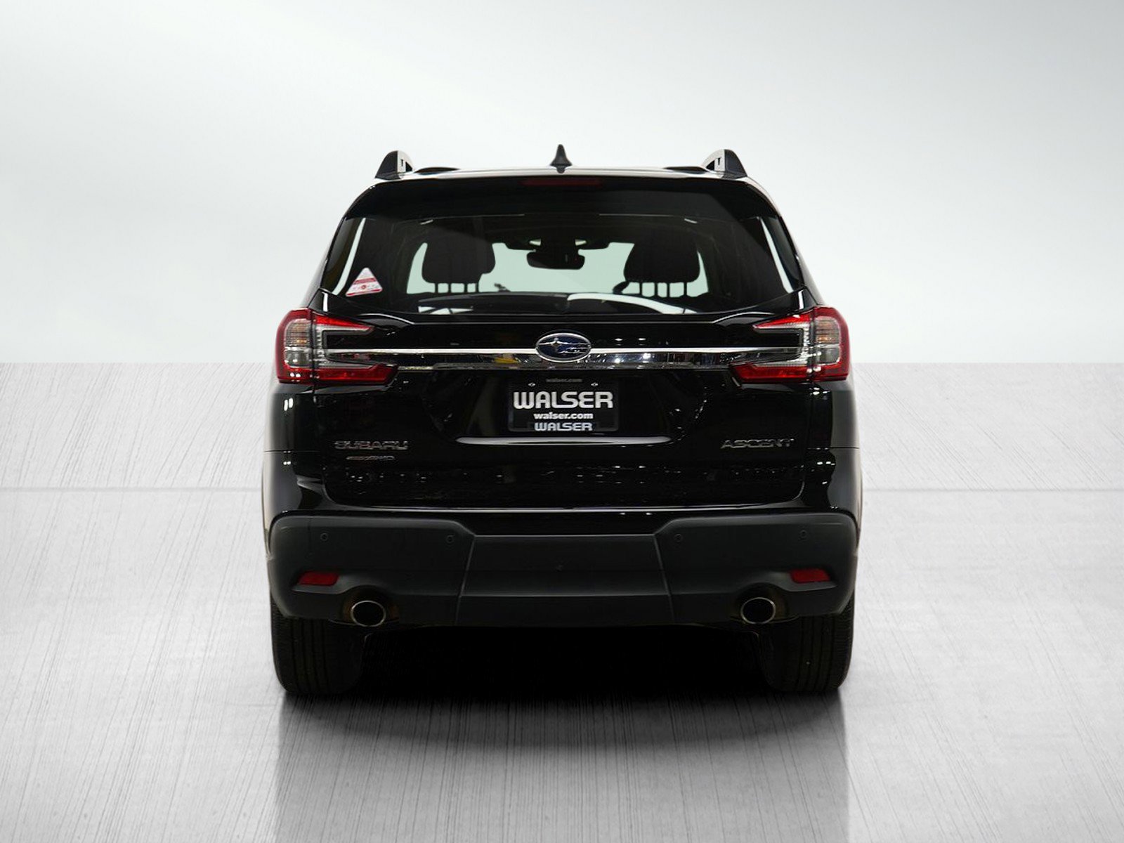 Used 2025 Subaru Ascent Premium image 4