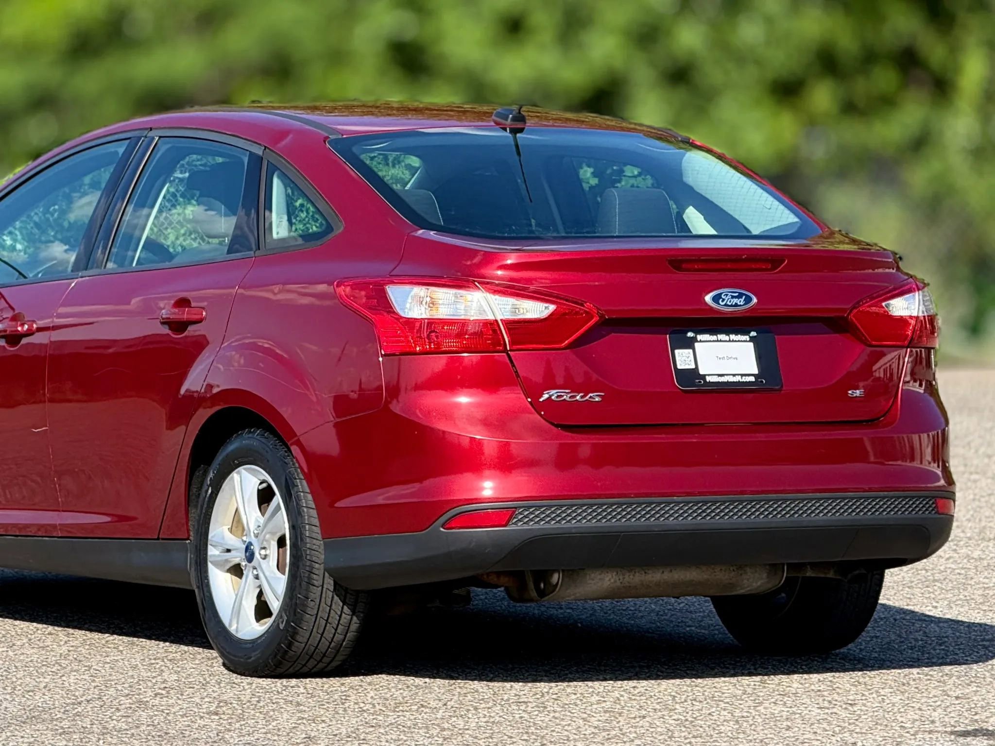 Used 2014 Ford Focus SE image 16