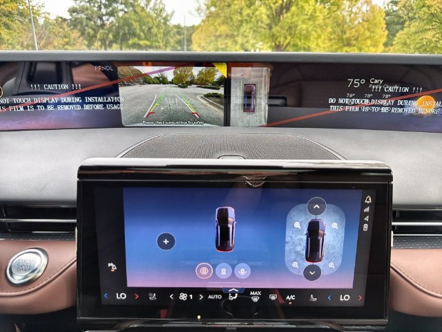 New 2026 Lincoln Nautilus Reserve AWD/4WD image 17