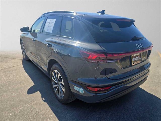 Used 2025 Audi Q6 e-tron Prestige AWD/4WD image 5