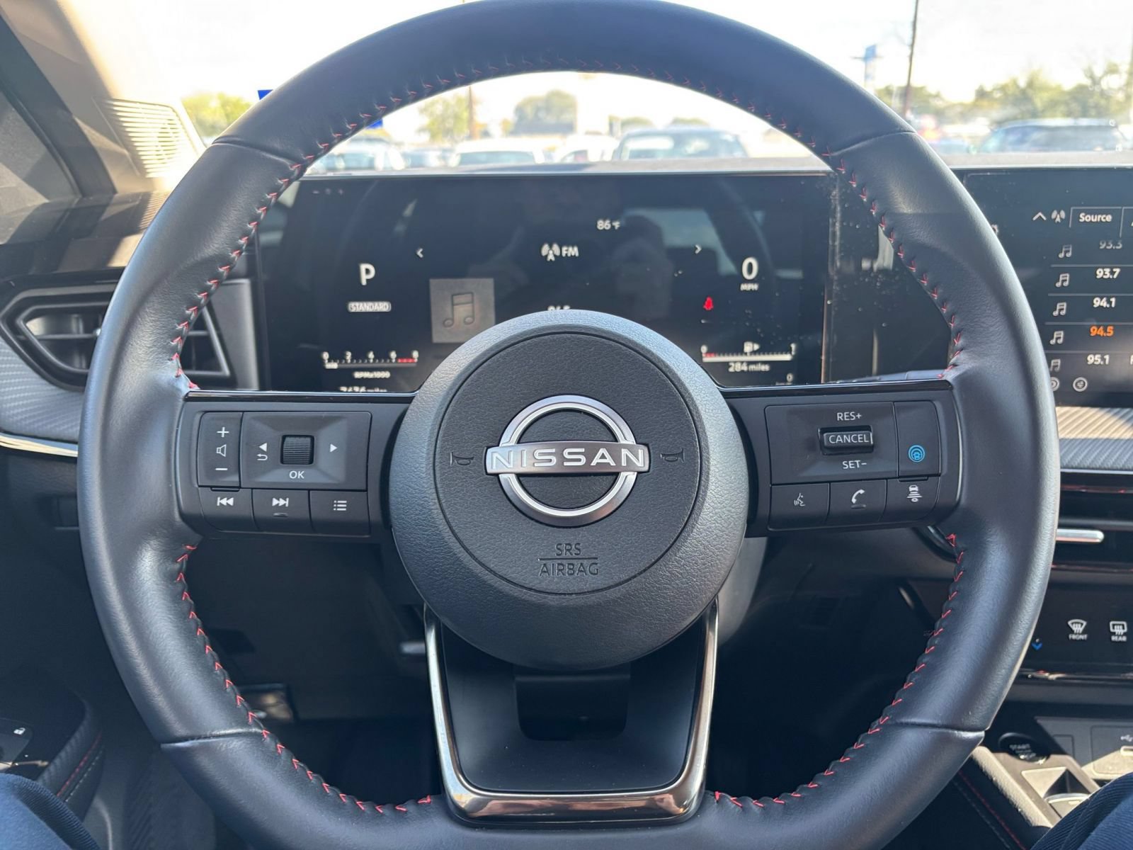 Used 2026 Nissan Kicks SR AWD/4WD image 26