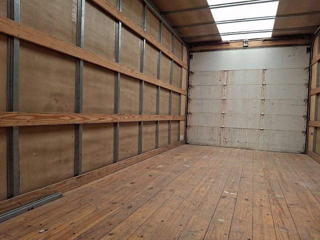 Used 2024 Ford E-450 and Econoline 450 Super Duty RWD image 30