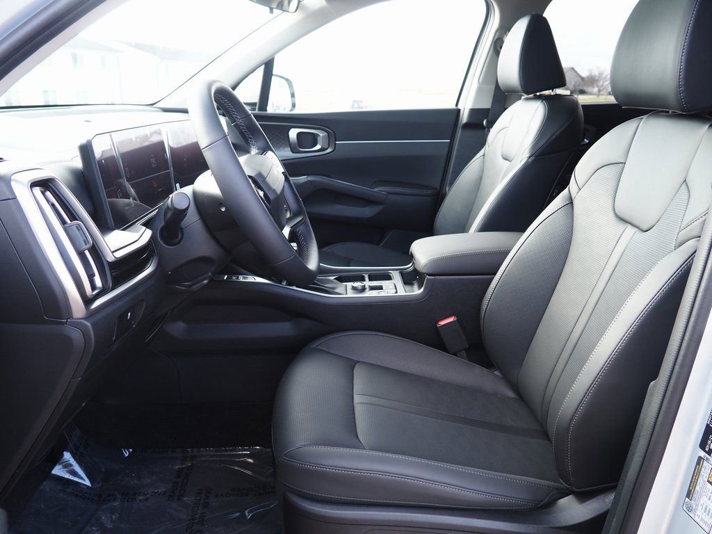 New 2026 Kia Sorento S w/ S Panoramic Sunroof Package image 6
