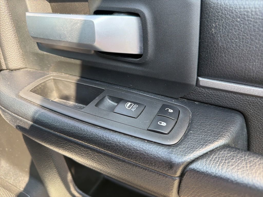 Used 2019 RAM 3500 Tradesman w/ Chrome Appearance Group image 20