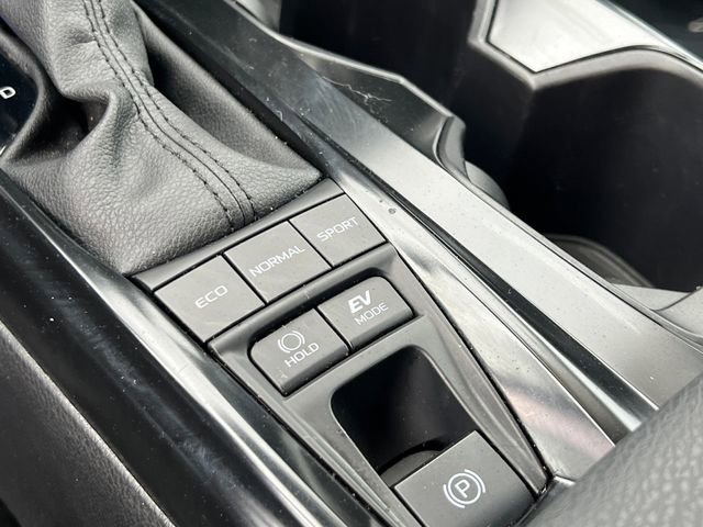 Certified 2025 Toyota Camry LE image 28