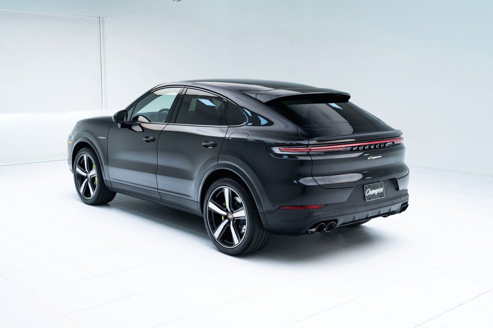 New 2026 Porsche Cayenne E-Hybrid Coupe image 3