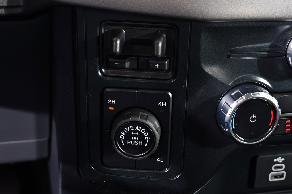 New 2026 Ford F150 XLT w/ Equipment Group 302A MID image 30