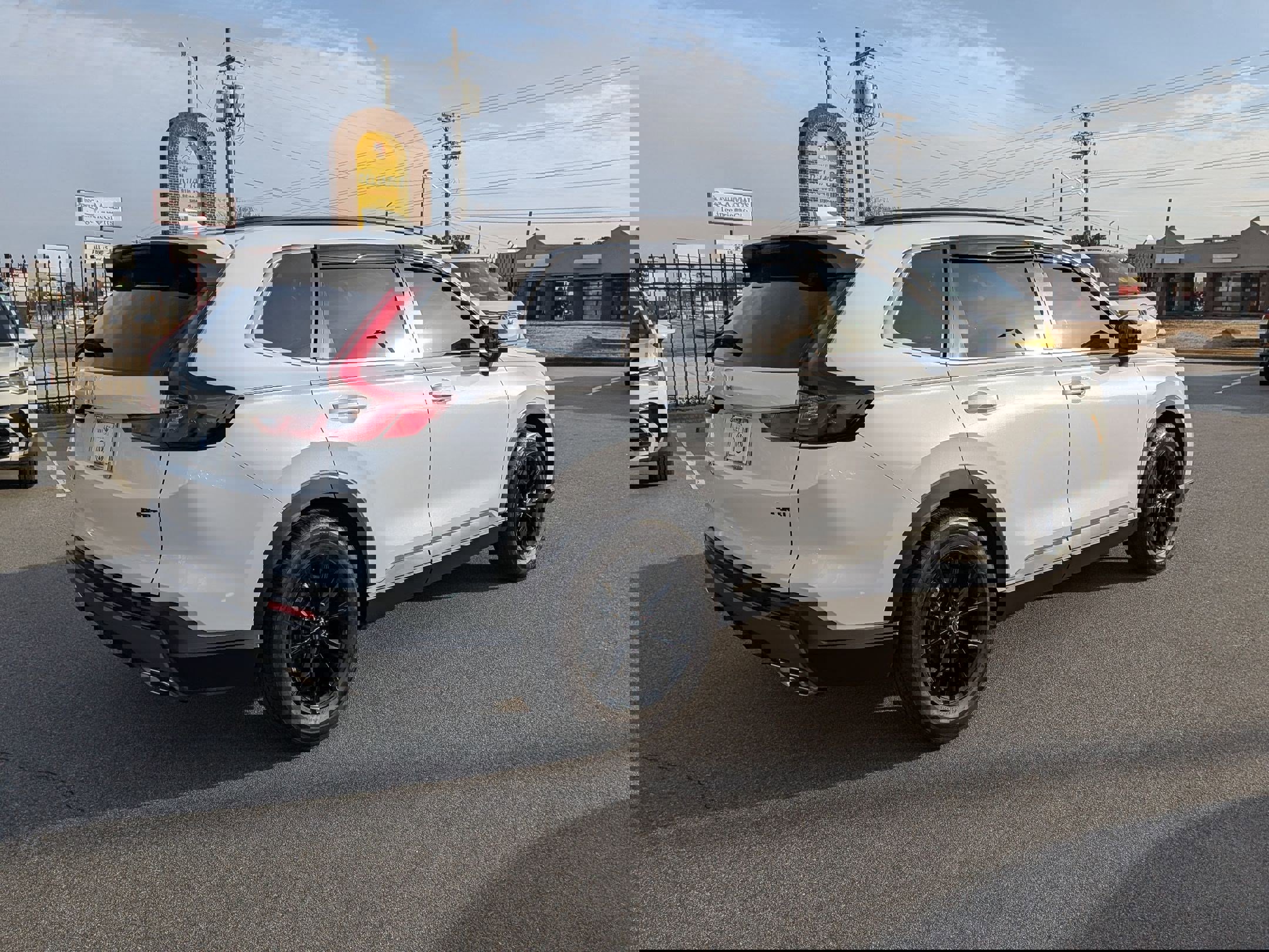 Used 2025 Honda CR-V Sport-L image 3