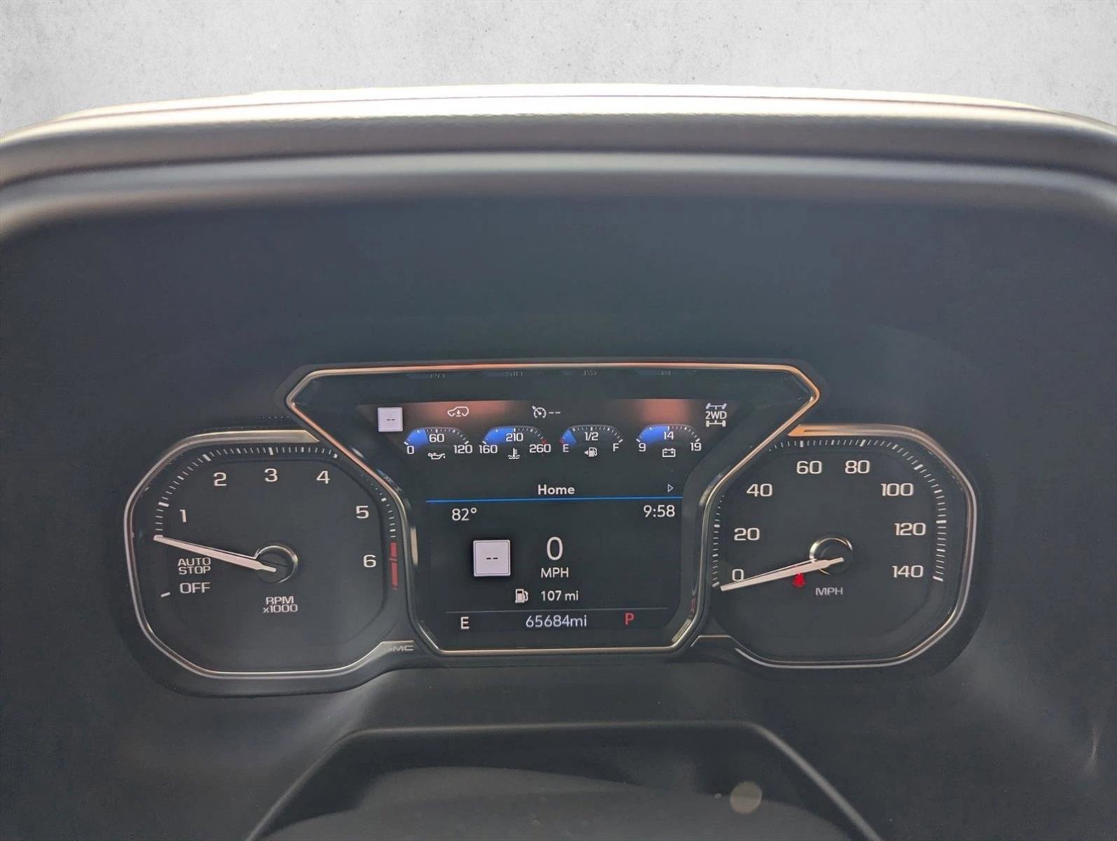 Used 2021 GMC Yukon XL AT4 w/ AT4 Premium Plus Package AWD/4WD image 8