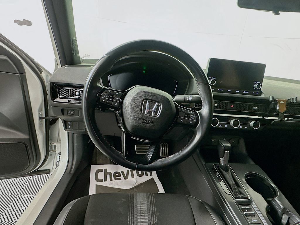 Used 2023 Honda Civic Sport image 4