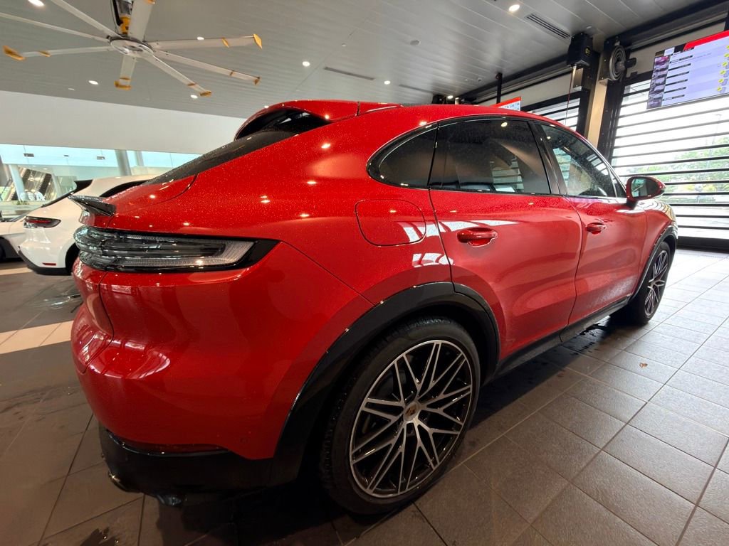 Certified 2026 Porsche Cayenne GTS image 3